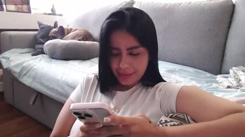 Laura online show from 05.05.26