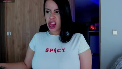 Laura online show from 05.16.26