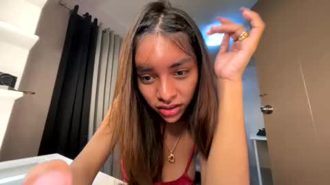 keziakinlley online show from 11.24.25