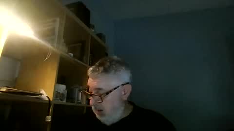 Snapshot of kfremat62 chatting on 10.23.25 socjokremat online show from 10.23.25