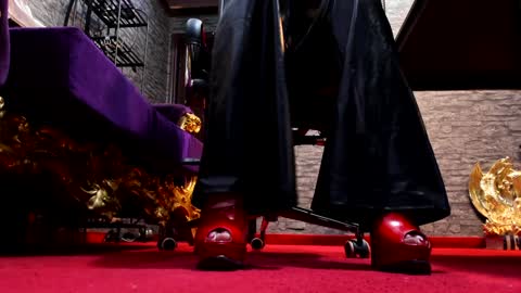 Khaleesi online show from 12.19.24