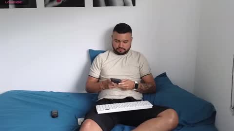 Snapshot of khalidferrer chatting on 03.04.25 khalid ferrer online show from 03.04.25