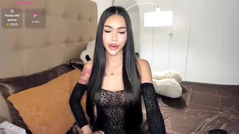 Snapshot of khalifafoxxxx chatting on 03.11.26 khalifa online show from 03.11.26