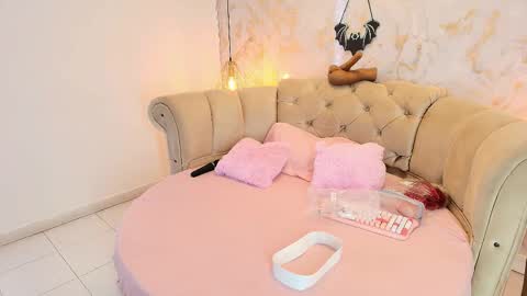 Khloe online show from 10.10.25