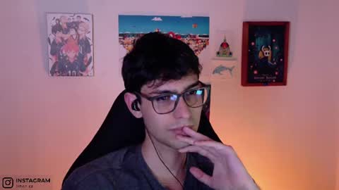 Snapshot of khozler_ chatting on 06.15.26 khozler_ online show from 06.15.26