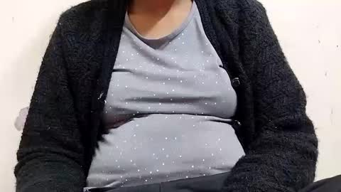 khushisinghh online show from 12.27.24