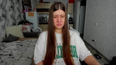 Snapshot of kianna_dior_ chatting on 11.11.25 kianna_dior_ online show from 11.11.25