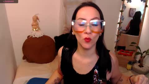 Snapshot of kiara_bermont chatting on 12.31.24 Kiara Bermont online show from 12.31.24