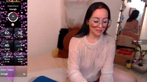 Snapshot of kiara_bermont chatting on 01.05.25 Kiara Bermont online show from 01.05.25