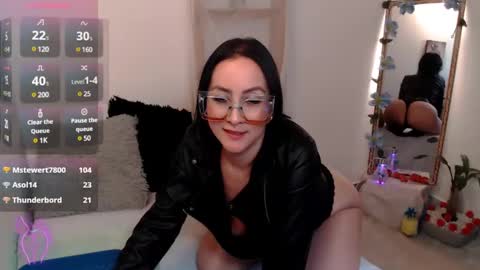 Snapshot of kiara_bermont chatting on 03.11.25 Kiara Bermont online show from 03.11.25