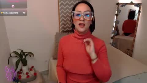 Snapshot of kiara_bermont chatting on 09.18.25 Kiara Bermont online show from 09.18.25