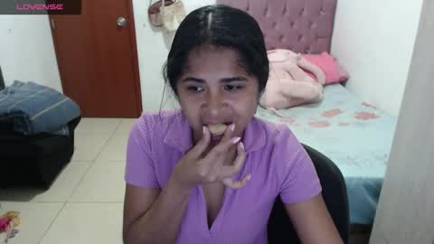 Kiara online show from 10.18.25