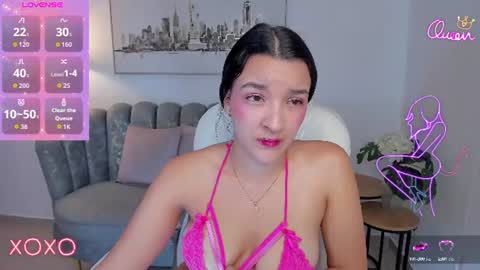 Snapshot of kiara_wren chatting on 07.26.26 kiara_wren online show from 07.26.26
