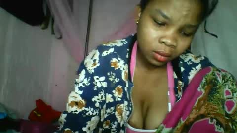 Snapshot of kiarah_69 chatting on 05.22.26 kiarah 69 online show from 05.22.26