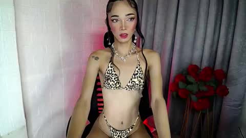 kieramoore online show from 04.23.26