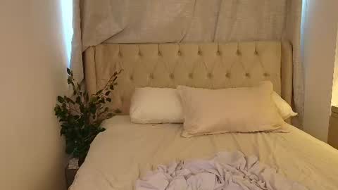 Kira online show from 07.28.26