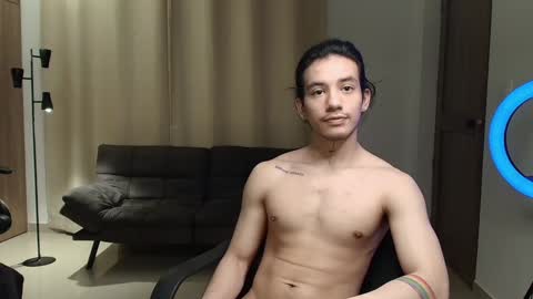 Snapshot of kikeruiz_19 chatting on 12.27.24 kikeruiz 19 online show from 12.27.24