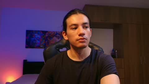 Snapshot of kikeruiz_19 chatting on 09.29.25 kikeruiz 19 online show from 09.29.25