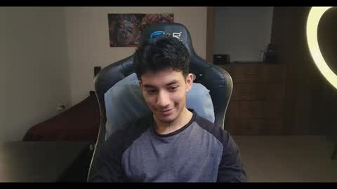 Snapshot of kikeruiz_19 chatting on 11.02.25 kikeruiz 19 online show from 11.02.25