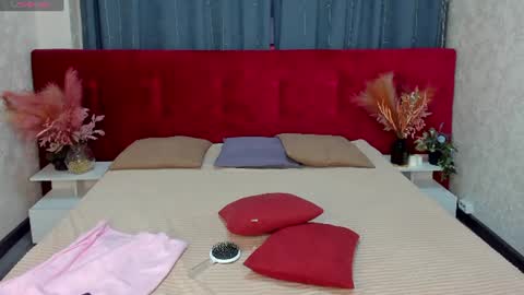 Kiki online show from 07.05.26