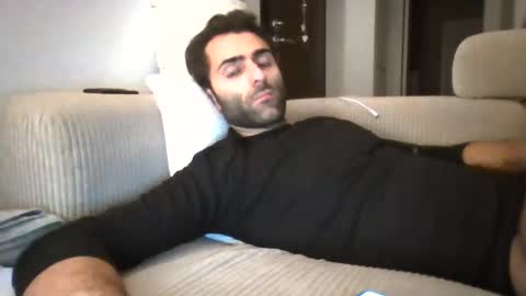 kikkus01 online show from 12.09.24