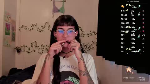 Snapshot of kila_moonlight444 chatting on 04.27.26 Bella online show from 04.27.26