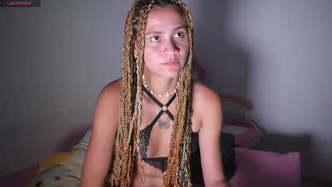Snapshot of kim_dolls1823 chatting on 06.22.26 ISABELLA 3 online show from 06.22.26