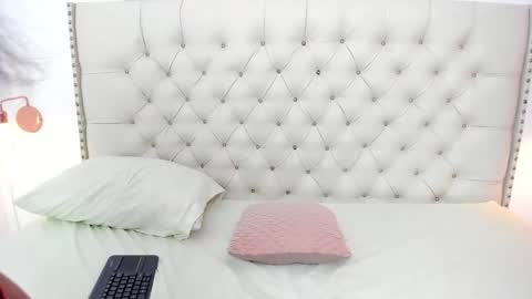 kim_eli online show from 01.09.25