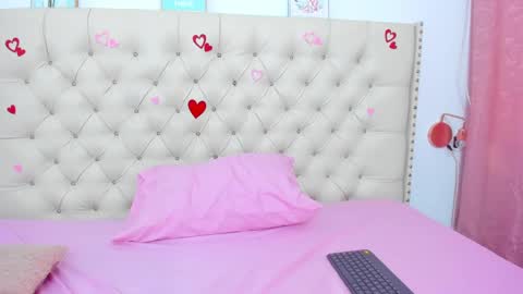 kim_eli online show from 02.26.25