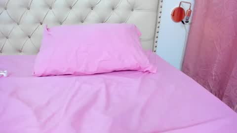 kim_eli online show from 02.26.25