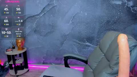 Snapshot of kim_girl_next_door chatting on 03.02.25 KIM online show from 03.02.25