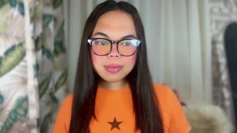 Snapshot of kim_kyile chatting on 01.18.26 KYLIE online show from 01.18.26