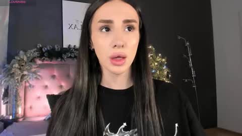 Kim Oberlin online show from 12.21.25