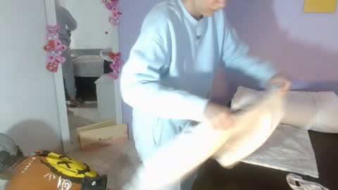 Snapshot of kimandyuk chatting on 02.16.25 Kim  Yuk online show from 02.16.25