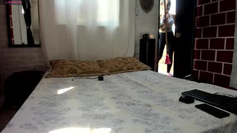 Kim  Yuk online show from 11.18.25