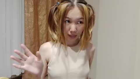Snapshot of kimberelypeloso chatting on 07.16.26 Madoka online show from 07.16.26