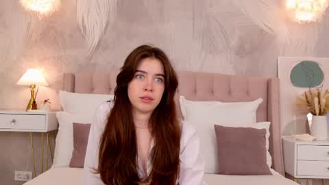 Snapshot of kimberly_bond chatting on 07.18.26 Kimberly online show from 07.18.26