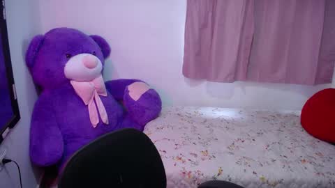 Kim online show from 09.12.25