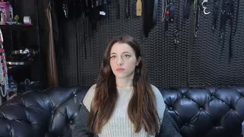  KIMBERLY SWAN  online show from 09.21.25