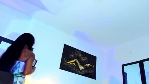 Kimberly Banks online show from 02.04.26