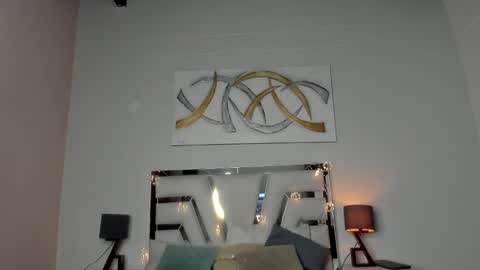 Snapshot of kimberlycoxxx chatting on 12.08.24 kimberly online show from 12.08.24