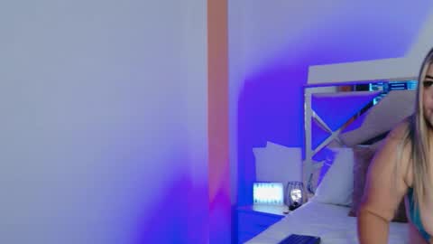 Snapshot of kimbrookss chatting on 02.25.26 KimBrooks online show from 02.25.26