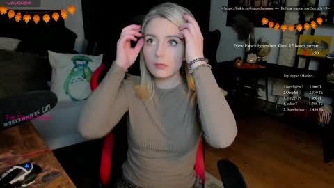 Wolfs Girl online show from 10.16.25