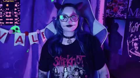 Kim Lennox online show from 02.18.26