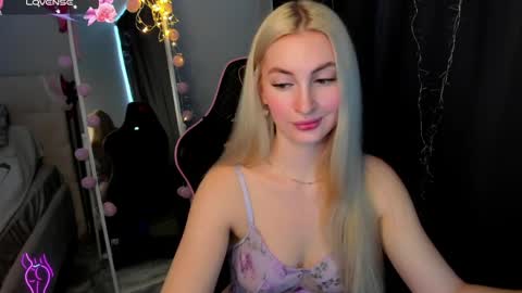 kimmy1_powell online show from 03.28.26