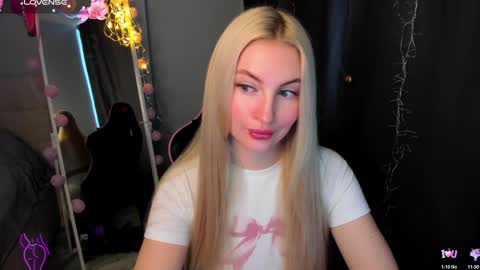 kimmy1_powell online show from 04.02.26