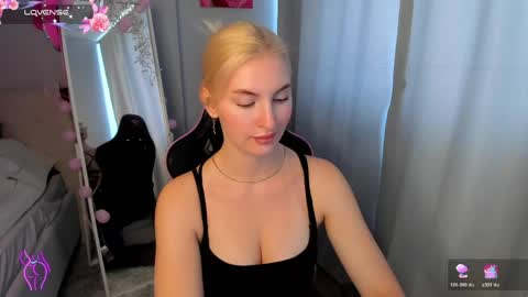 kimmy1_powell online show from 06.08.26