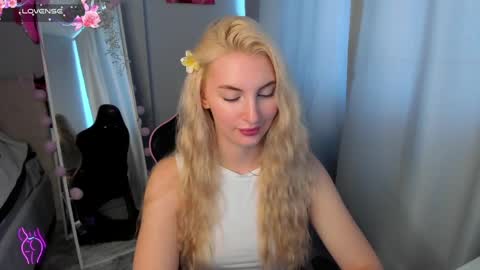 kimmy1_powell online show from 06.09.26