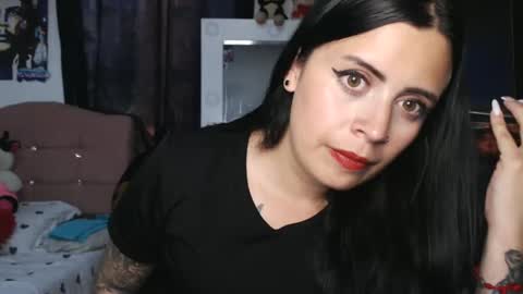 Snapshot of kimmy_one_ chatting on 01.15.25 kelly online show from 01.15.25