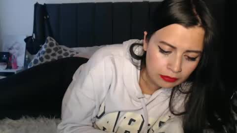 Snapshot of kimmy_one_ chatting on 03.04.25 kelly online show from 03.04.25